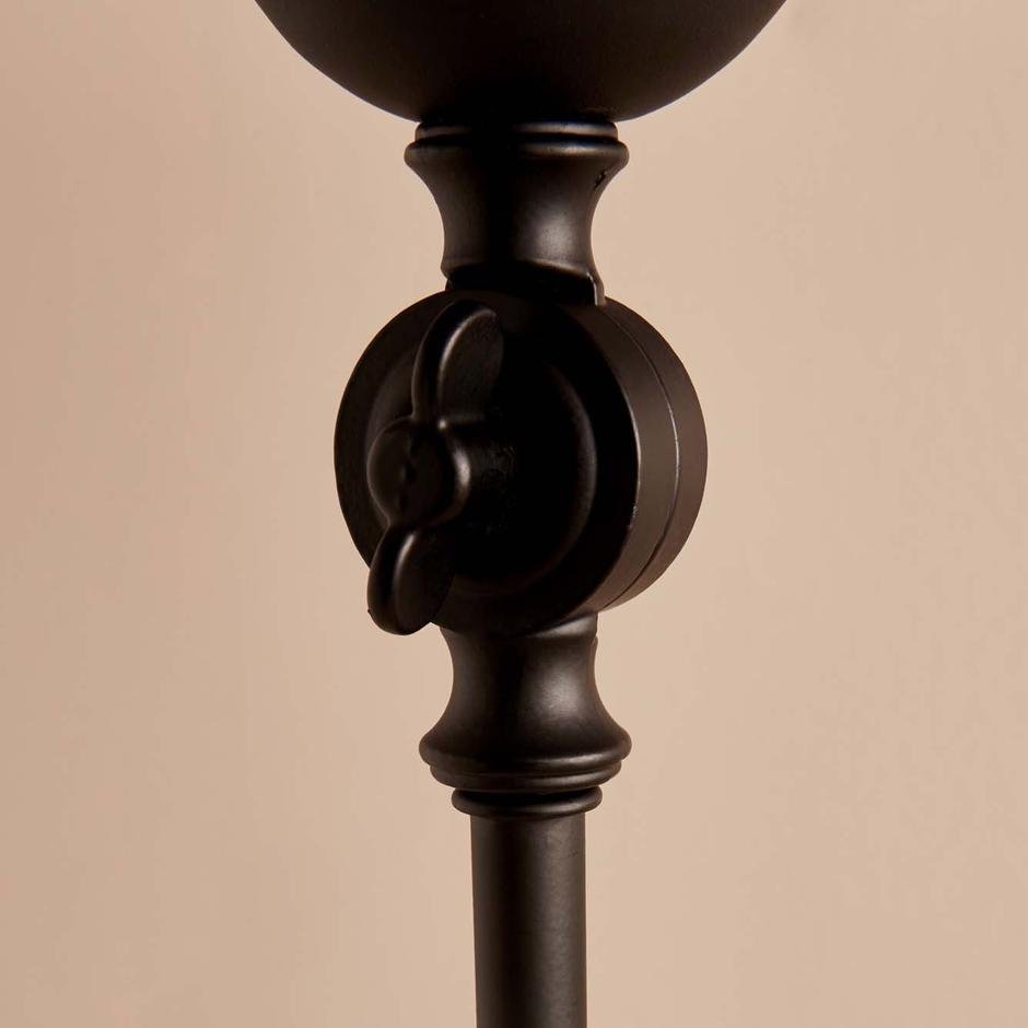  Siyah Konik Başlıklı Metal Gövdeli Ahşap Ayaklı Lambader (21x38 cm)